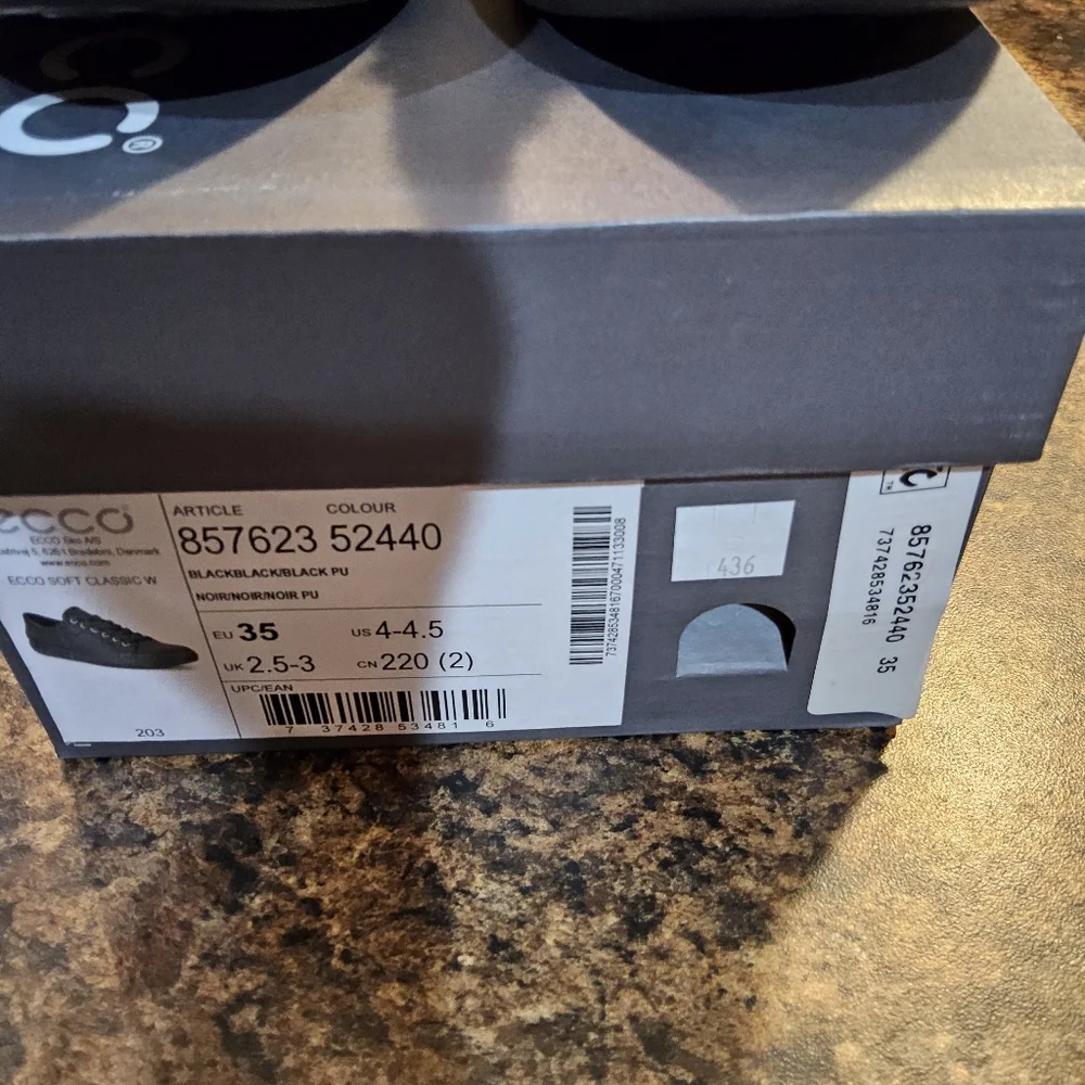 Ecco Black Shoes